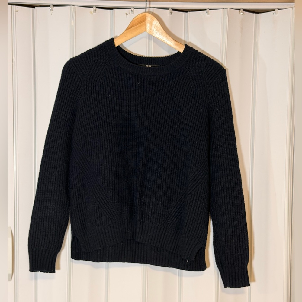 Uniqlo Black Rib-Knit Crewneck Sweater